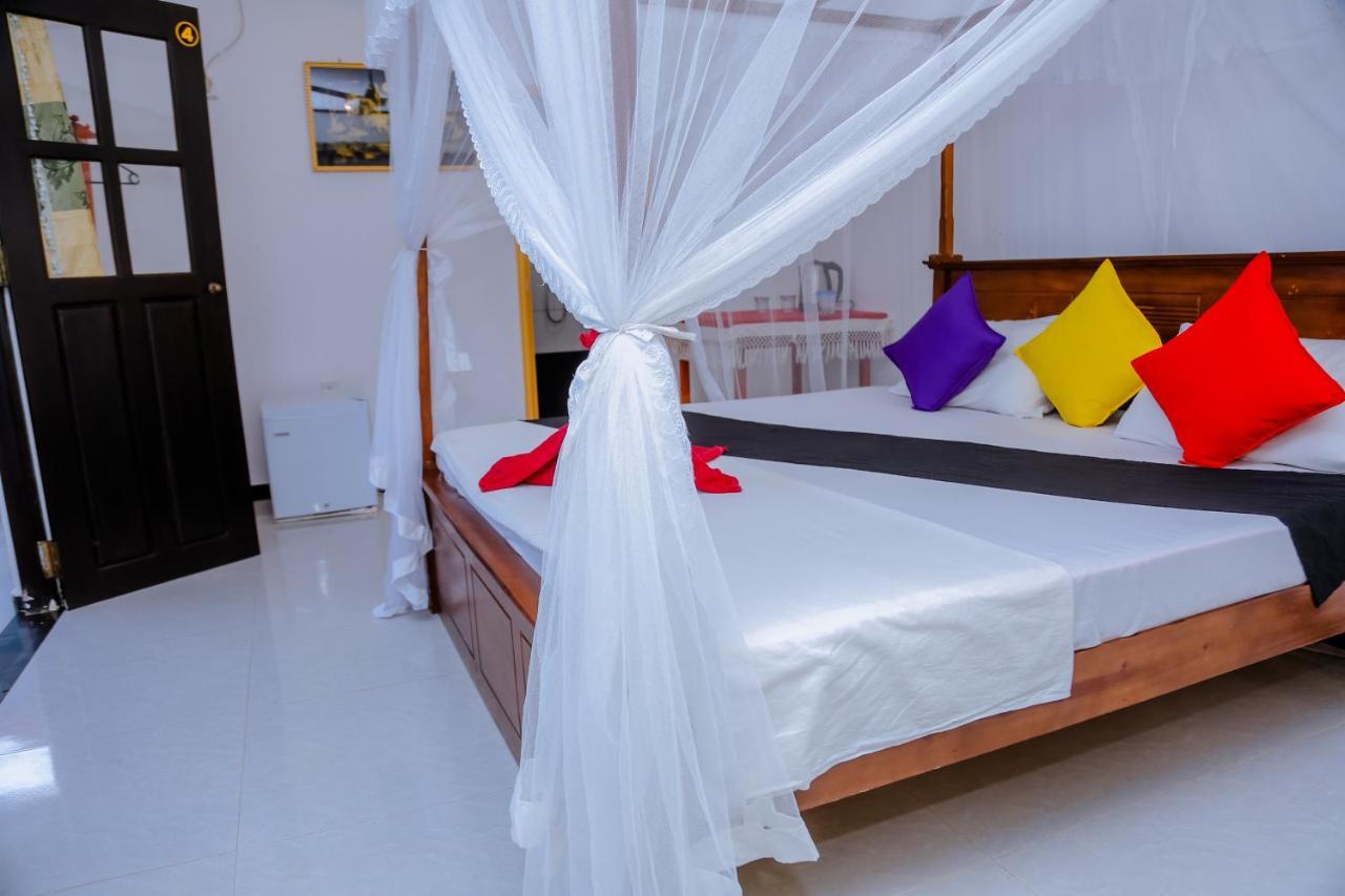 Bed and Breakfast Sajana Ocean Hill Мірісса Екстер'єр фото