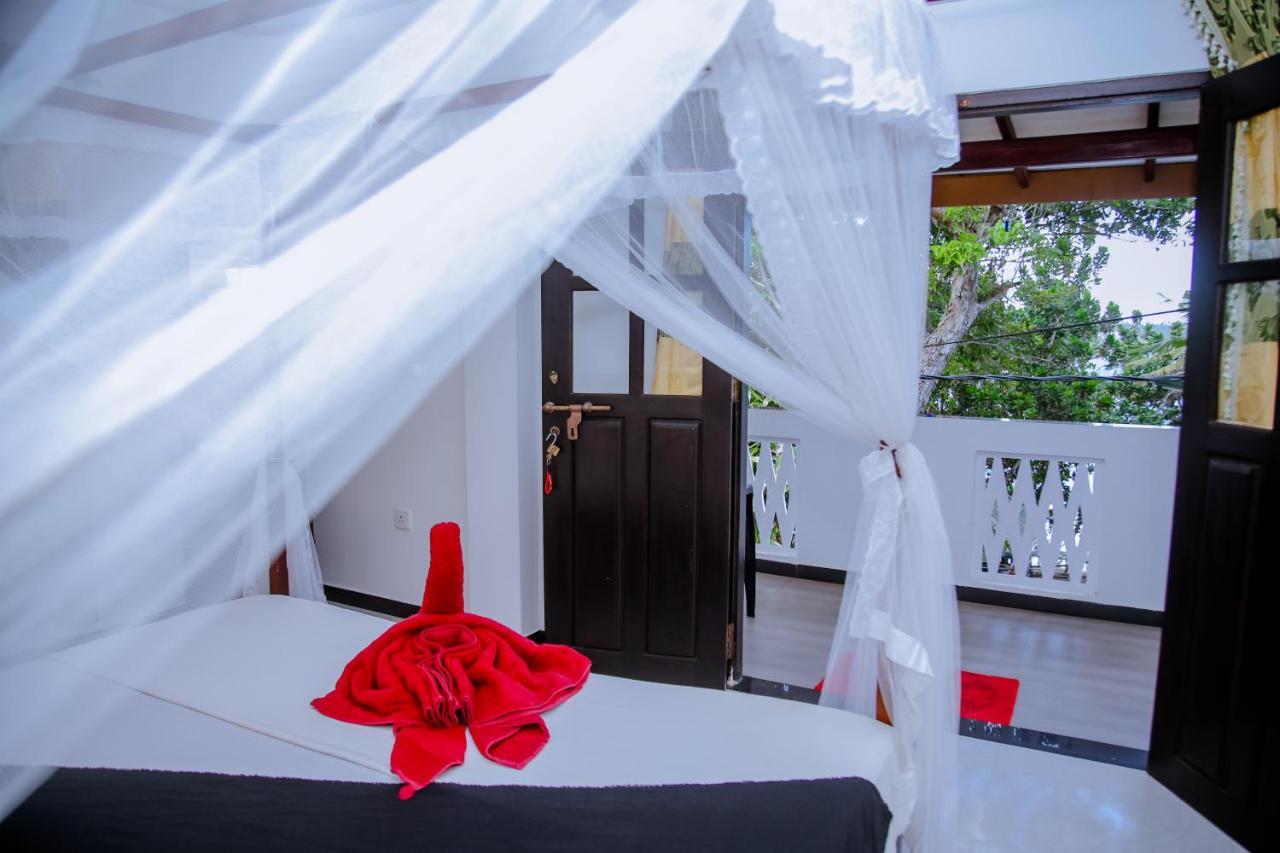 Bed and Breakfast Sajana Ocean Hill Мірісса Екстер'єр фото