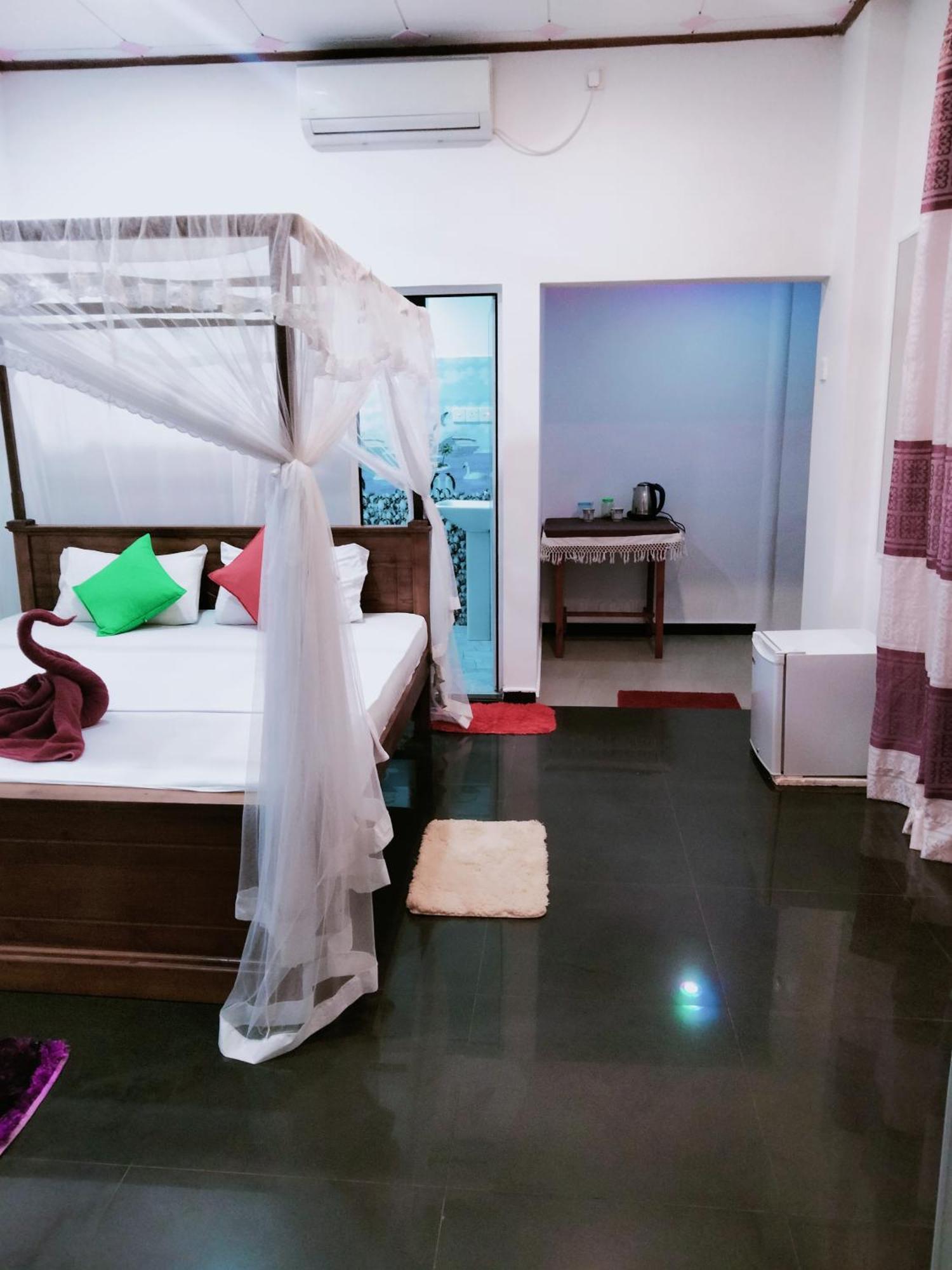 Bed and Breakfast Sajana Ocean Hill Мірісса Номер фото